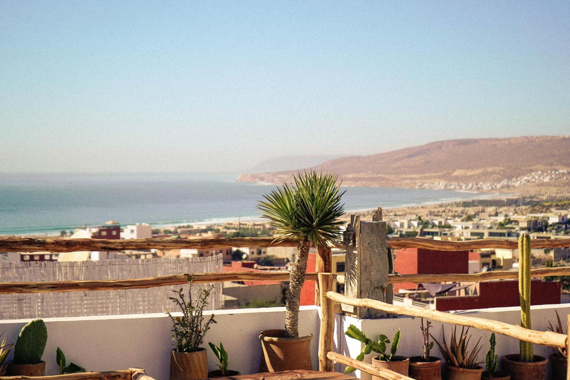 Bed and Breakfast Wild Surf Morocco Tamraght Экстерьер фото