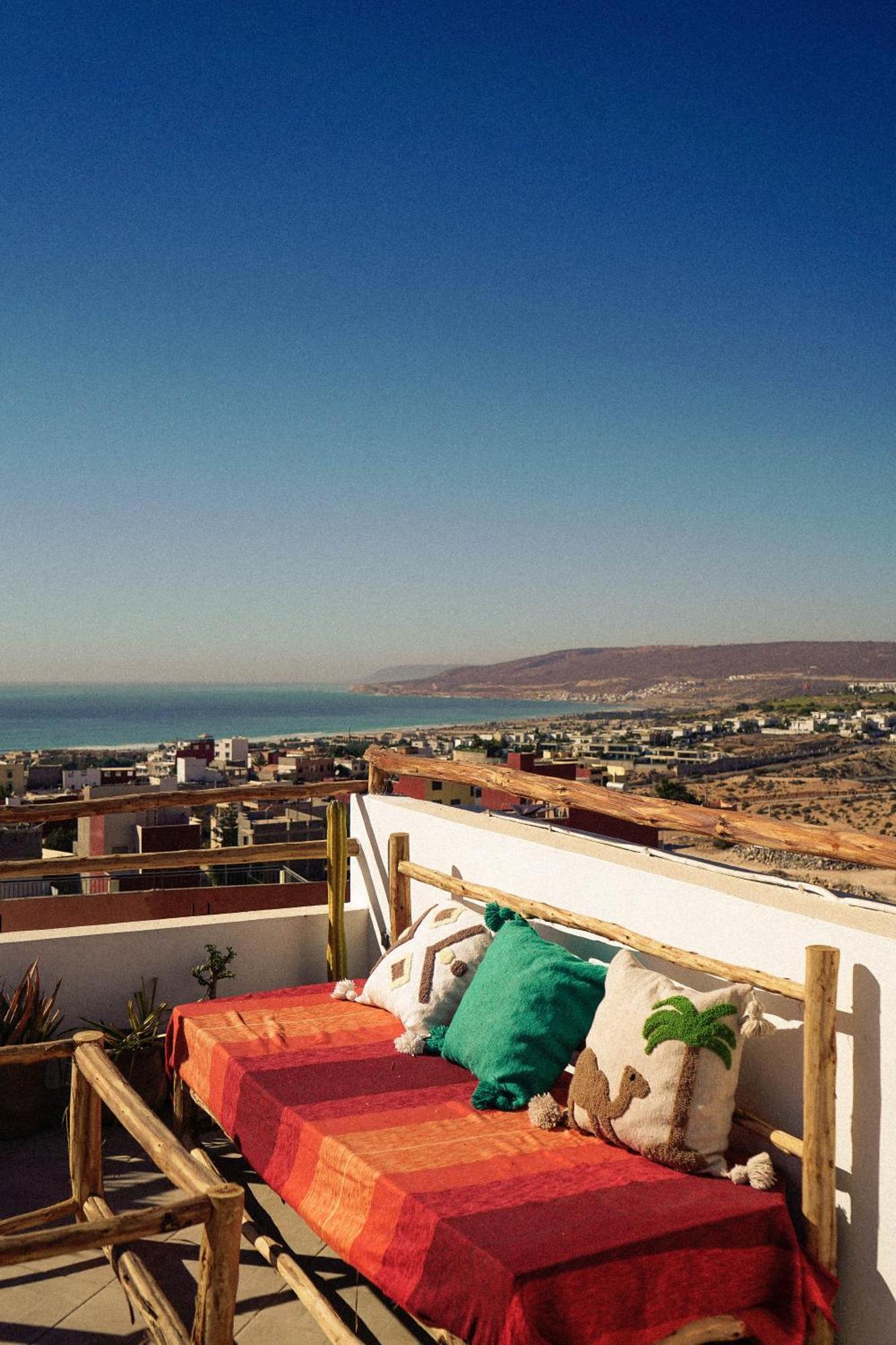 Bed and Breakfast Wild Surf Morocco Tamraght Экстерьер фото